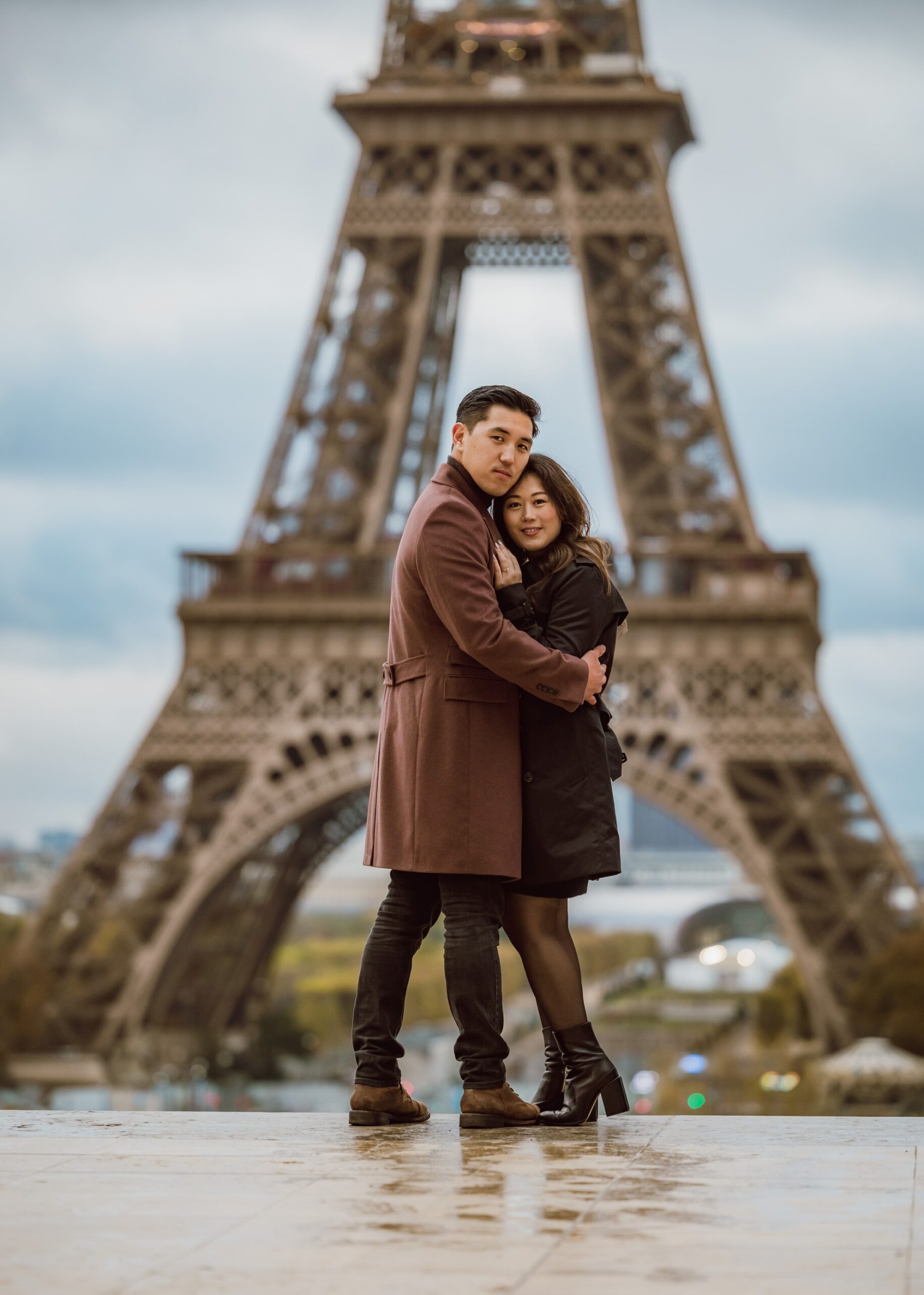 Couple asian photoshoot Paris Trocadéro Eiffel Tower