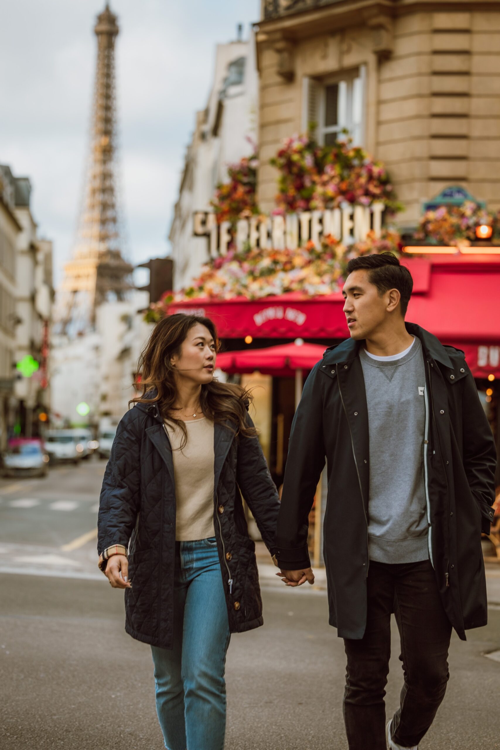 Couple photoshoot Paris professional recruitment