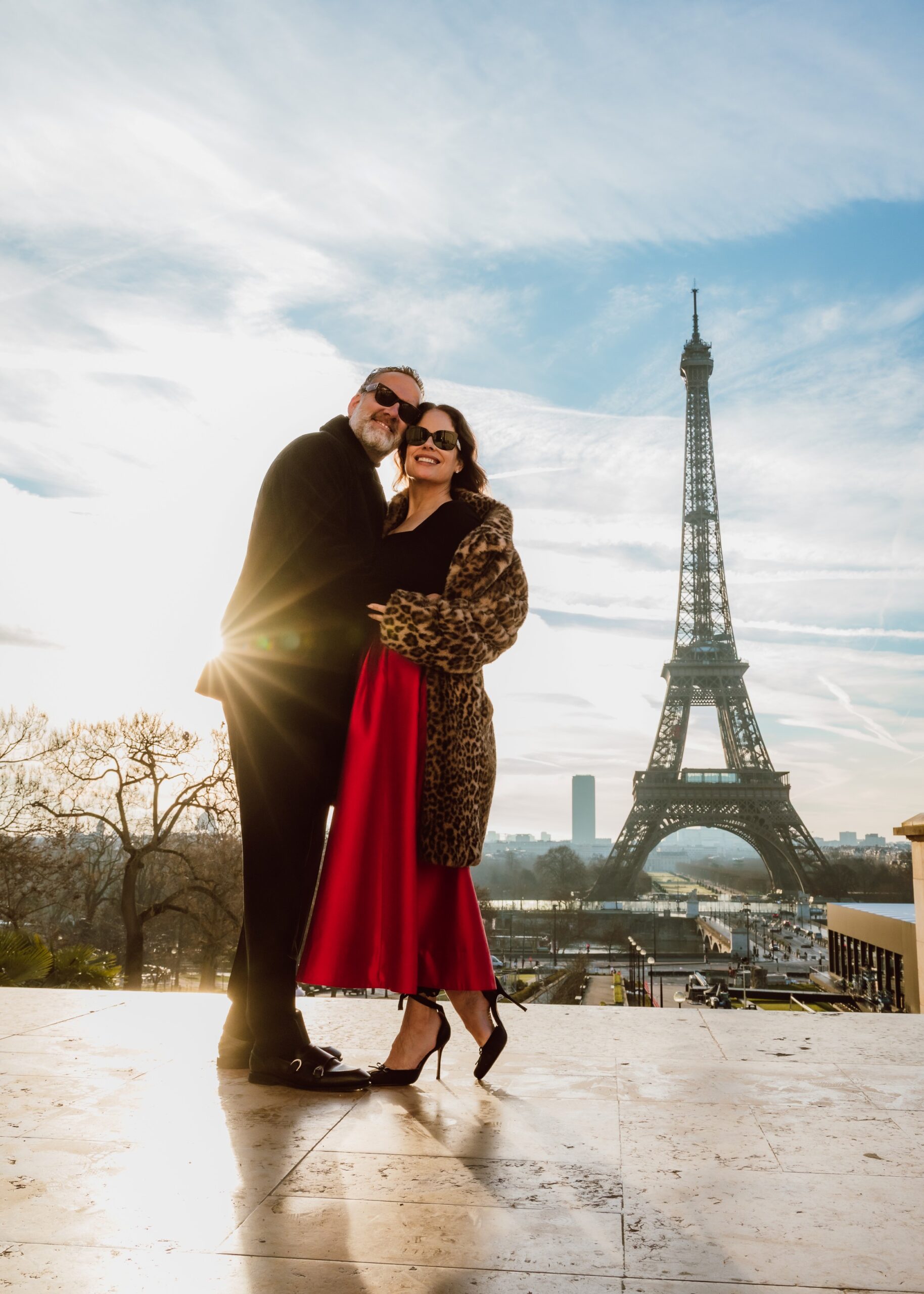 Elegant couple photoshoot Trocadero